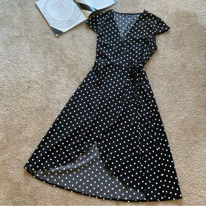 JEUVRE Polka dot wrap black white high-low flewy Dress Size: M